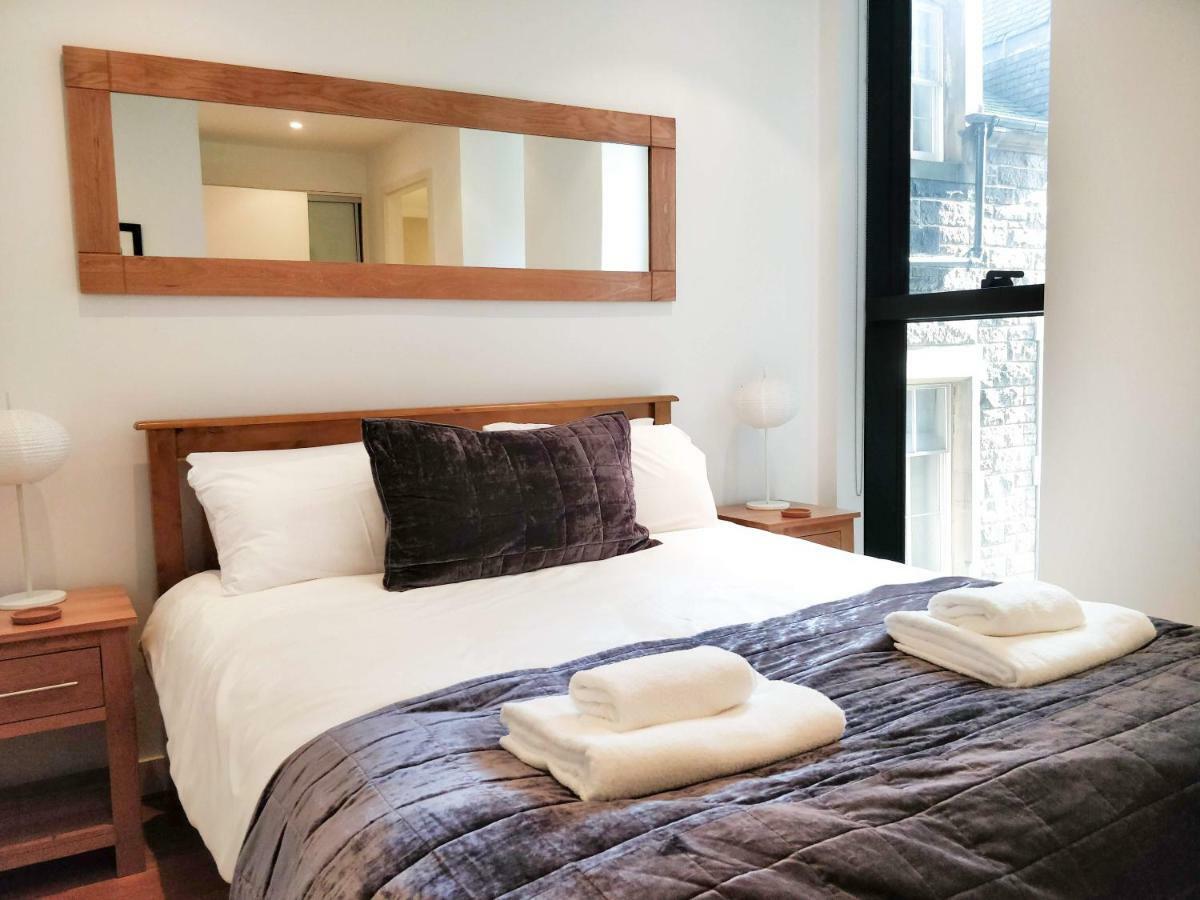 2 Bed Apartment At Quartermile เอดินบะระ ภายนอก รูปภาพ